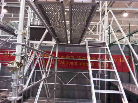 China Layer / all round / ring lock scaffold system , quick erect scaffold for construction supplier